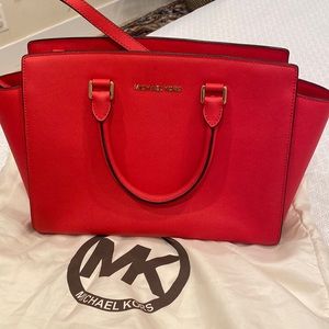 Michael Kors Selma satchel